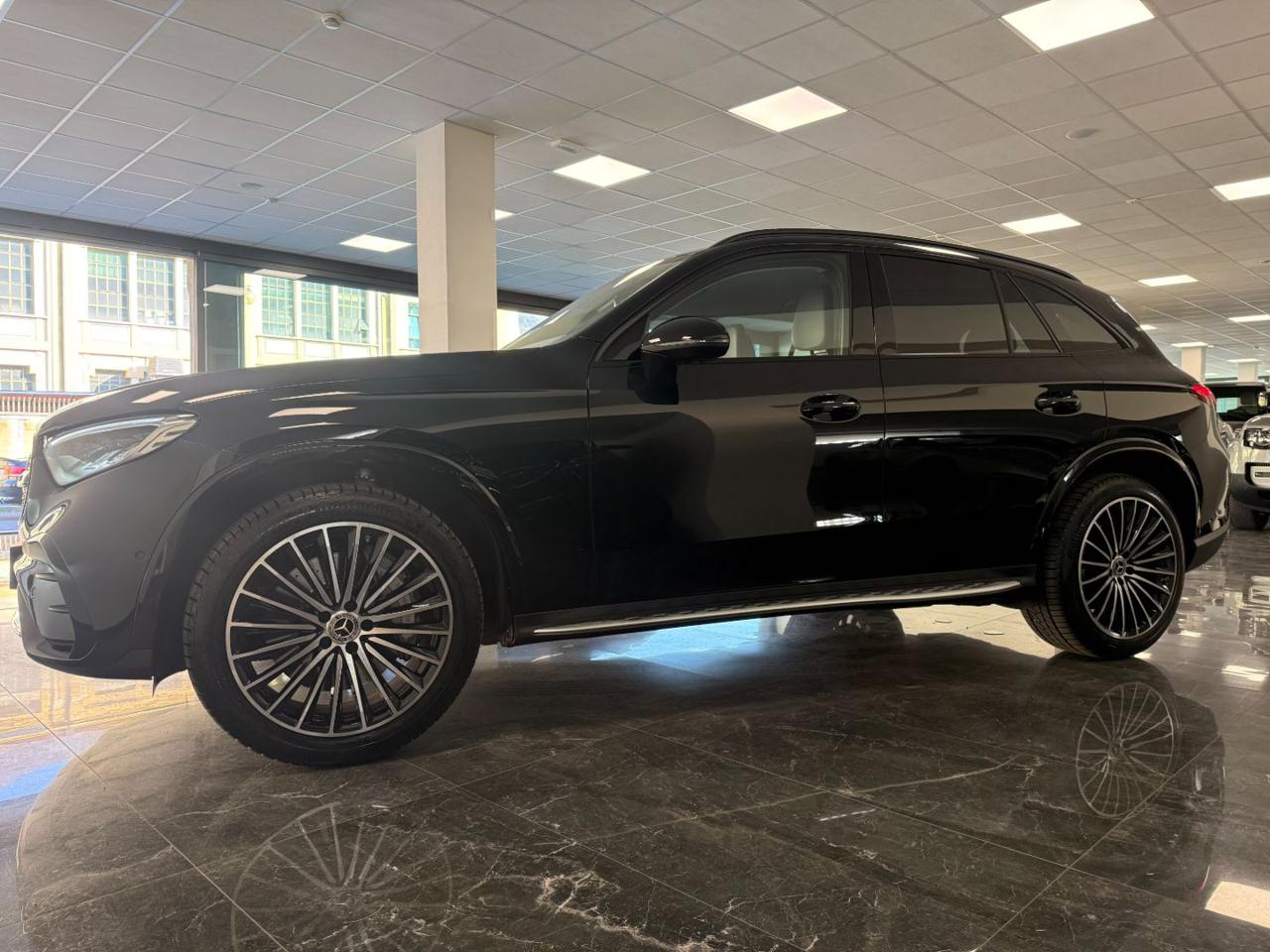 Mercedes-Benz GLC 220 d 4Matic Mild Hybrid AMG Line Premium Plus - NIGHT 2025 - foto 3