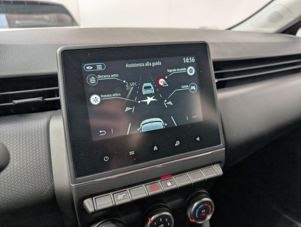RENAULT Clio SCe 65 CV 5P Equilibre AZIENDALE OK NEOPATENTATI - 17