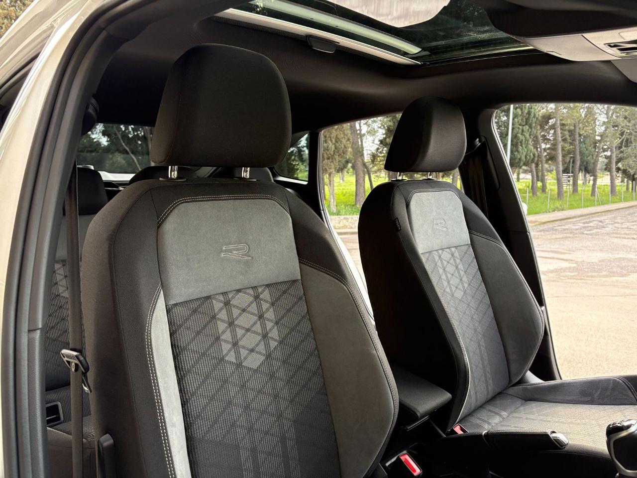 VOLKSWAGEN Taigo 1.0 TSI 115 CV R-Line TETTO APR/PAN - 12