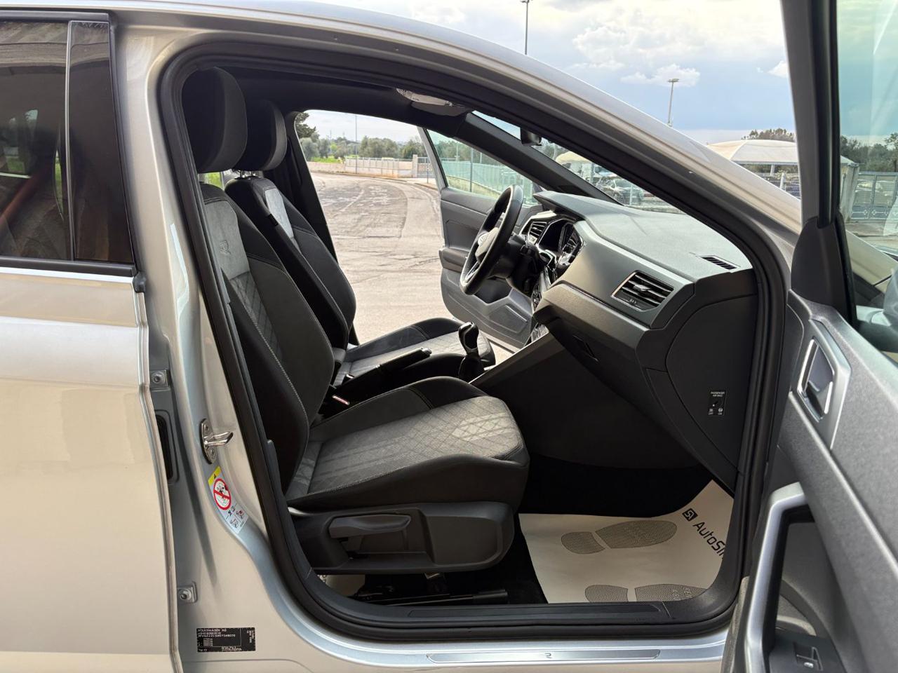 VOLKSWAGEN Taigo 1.0 TSI 115 CV R-Line TETTO APR/PAN - 11