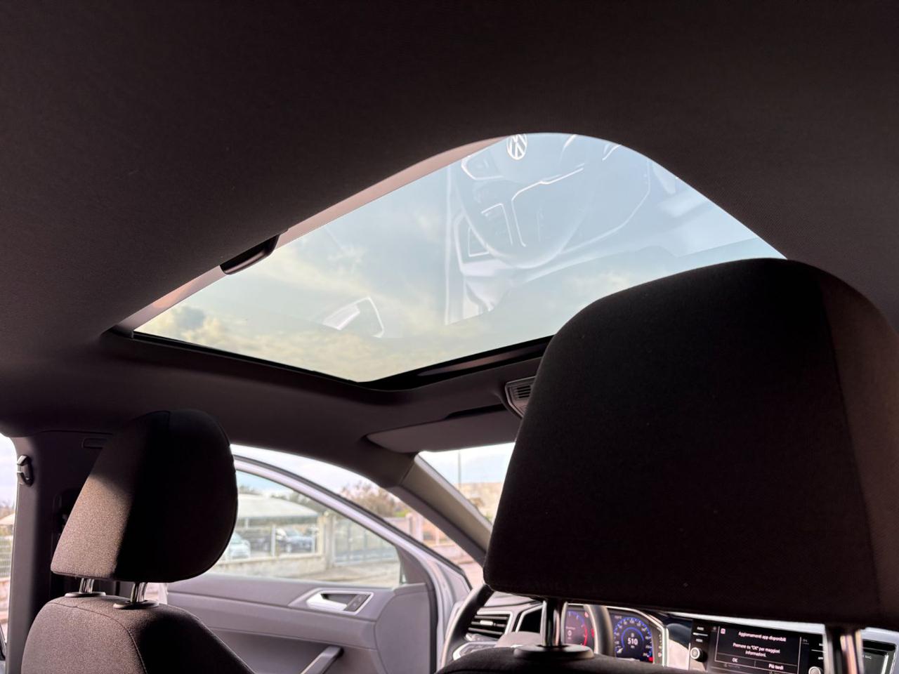 VOLKSWAGEN Taigo 1.0 TSI 115 CV R-Line TETTO APR/PAN - 10