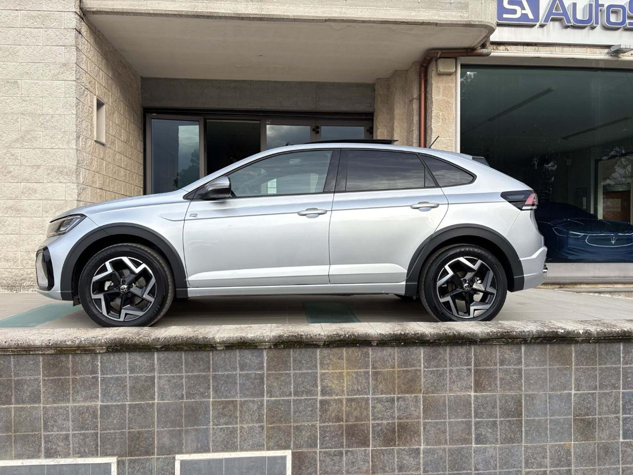 VOLKSWAGEN Taigo 1.0 TSI 115 CV R-Line TETTO APR/PAN - 8