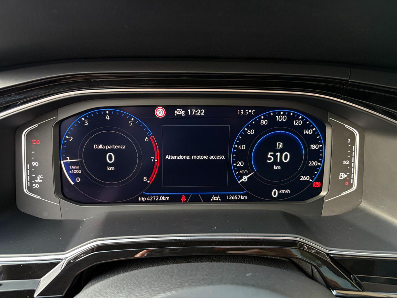 VOLKSWAGEN Taigo 1.0 TSI 115 CV R-Line TETTO APR/PAN - 24