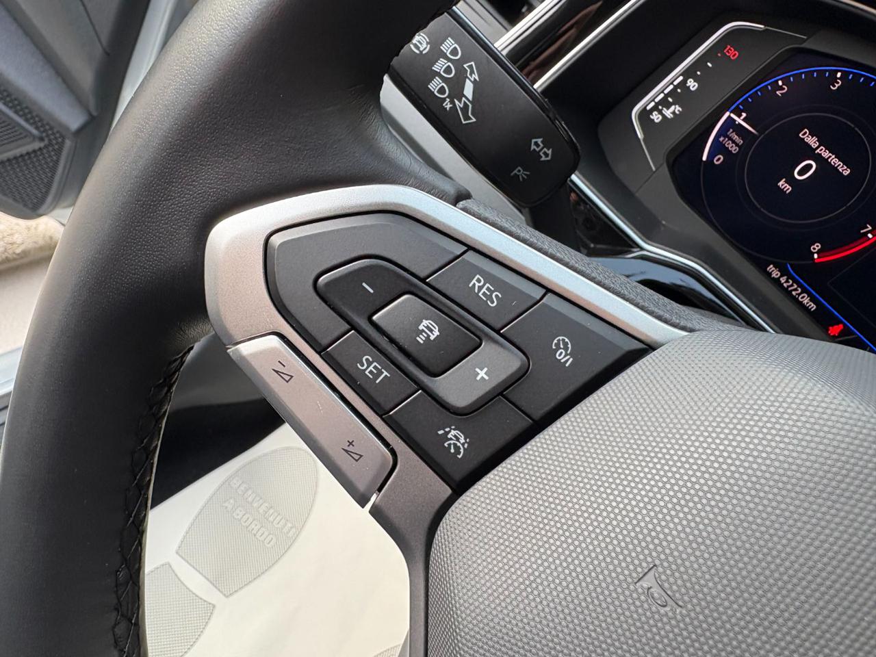 VOLKSWAGEN Taigo 1.0 TSI 115 CV R-Line TETTO APR/PAN - 22