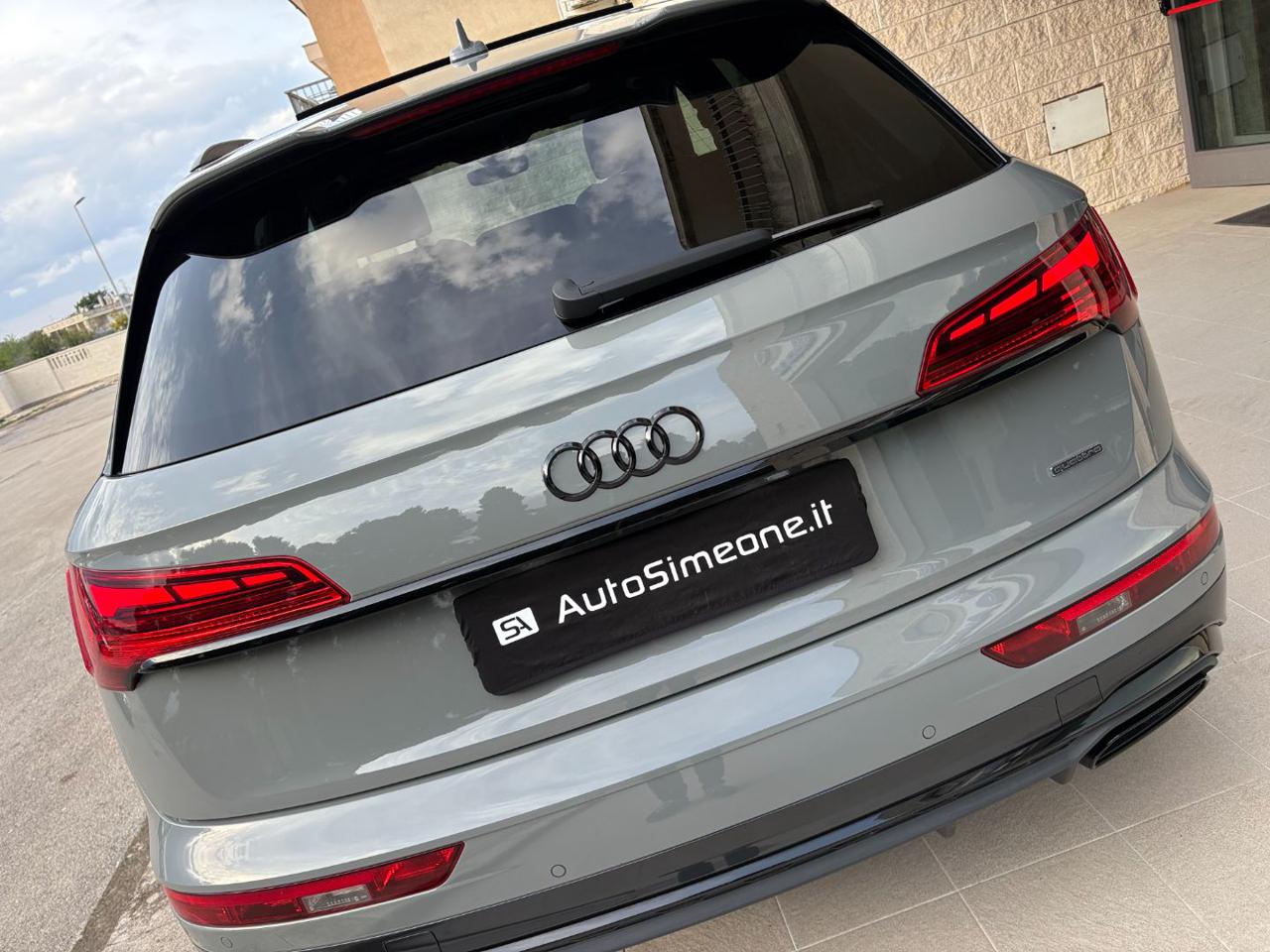 AUDI Q5 40 2.0 TDI 204 CV quattro S tronic S line plus. - 40