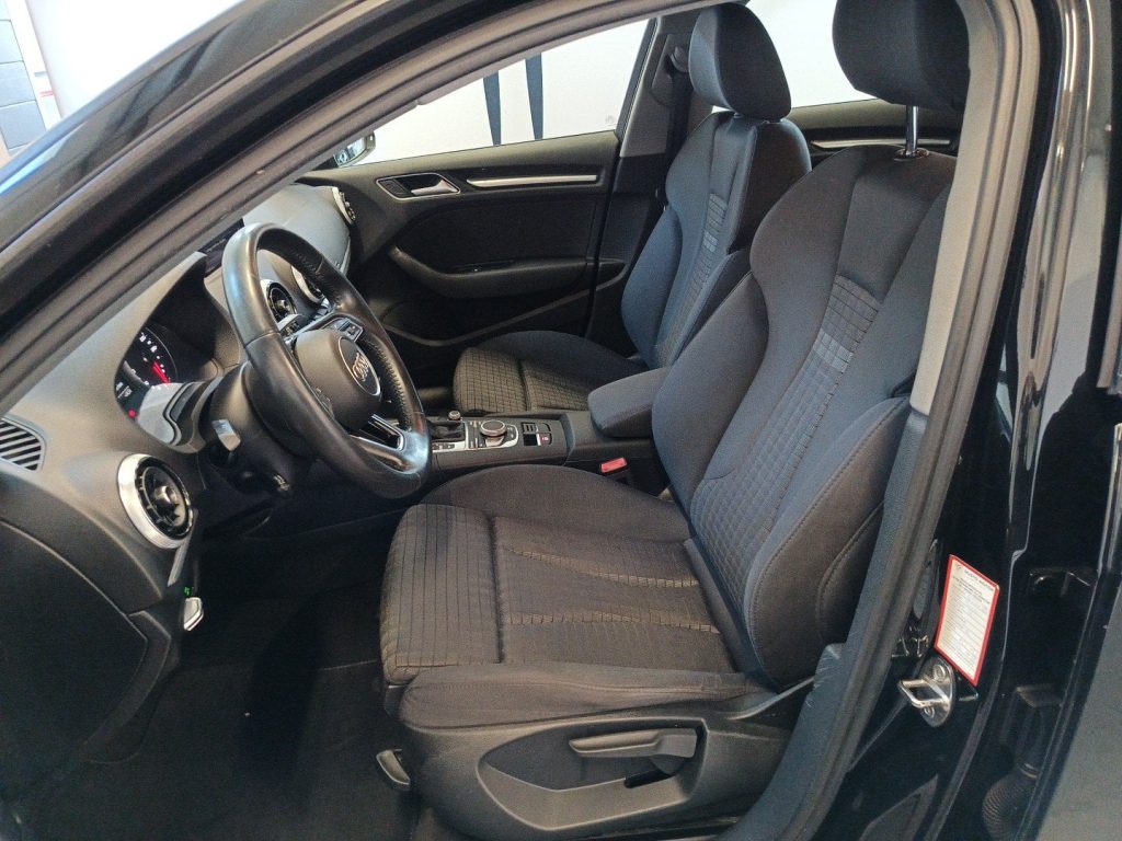 AUDI A3 A3 1.6 tdi Sport 116cv s-tronic - 8