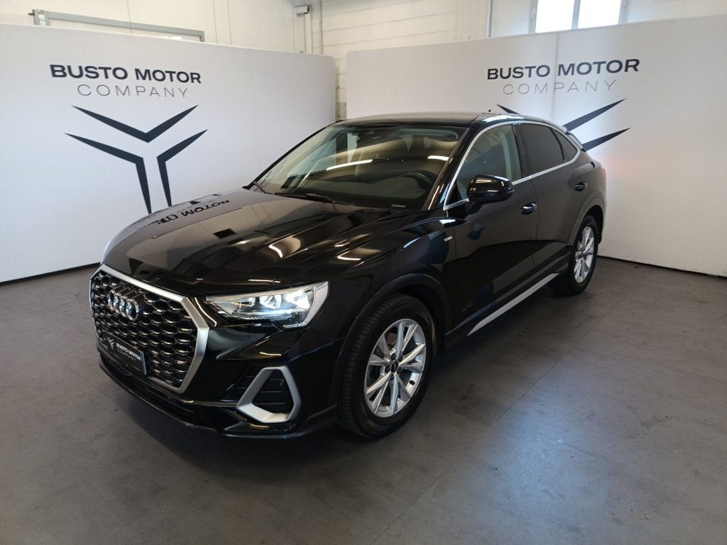 AUDI Q3 Sportback 35 TFSI S tronic S Line Edition - 3