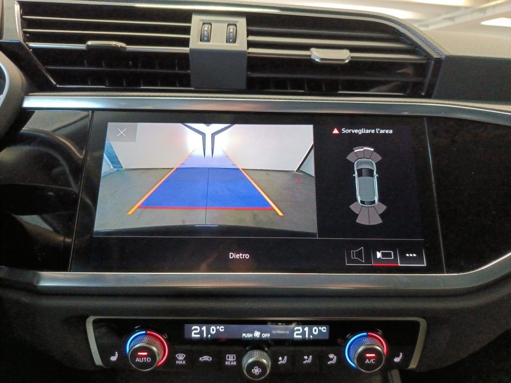 AUDI Q3 Sportback 35 TFSI S tronic S Line Edition - 16