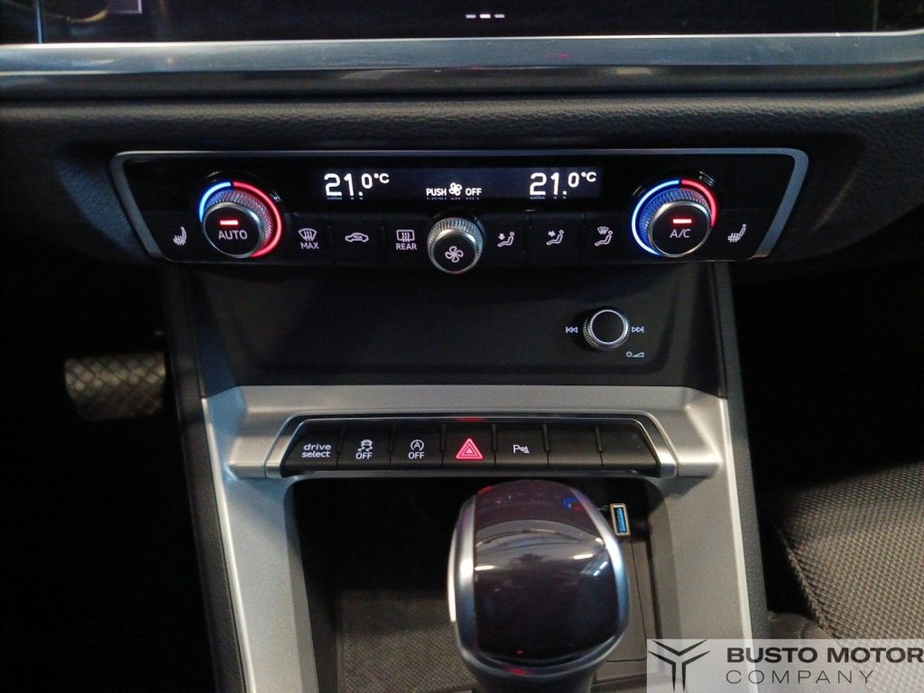 AUDI Q3 Sportback 35 TFSI S tronic S Line Edition - 13
