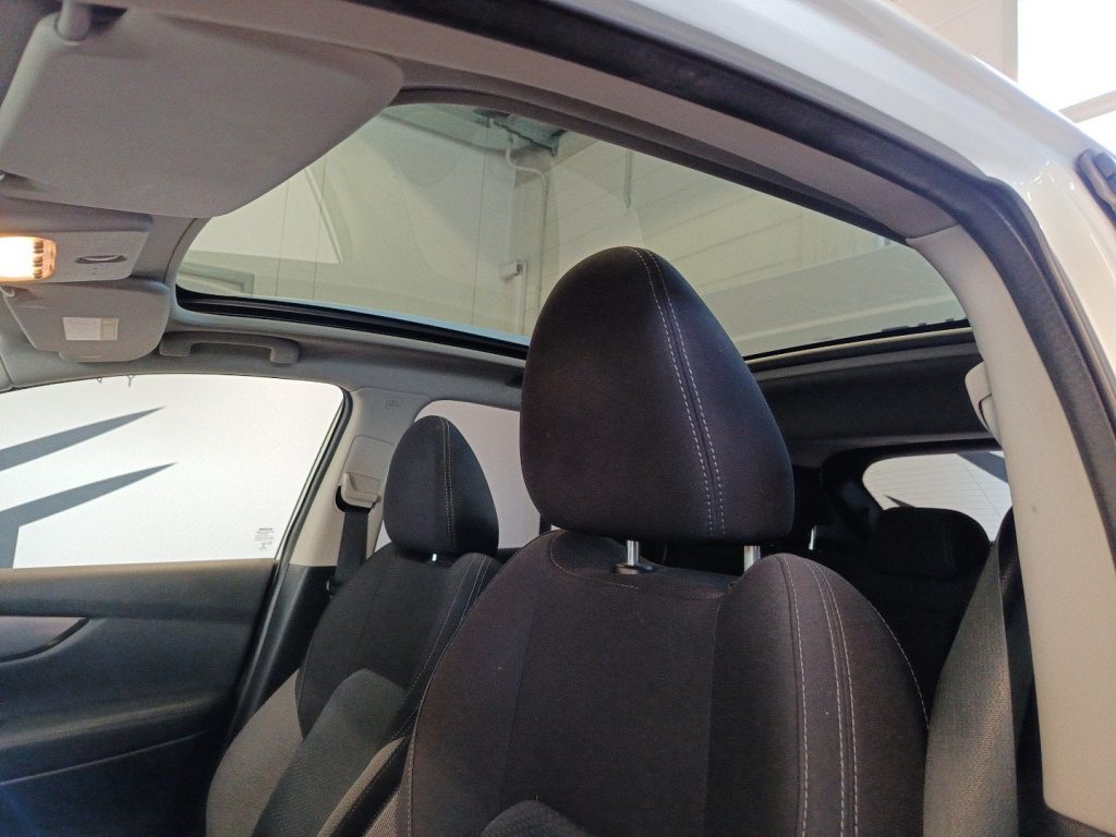 NISSAN Qashqai 1.5 dci N-Connecta 115cv dct - 16