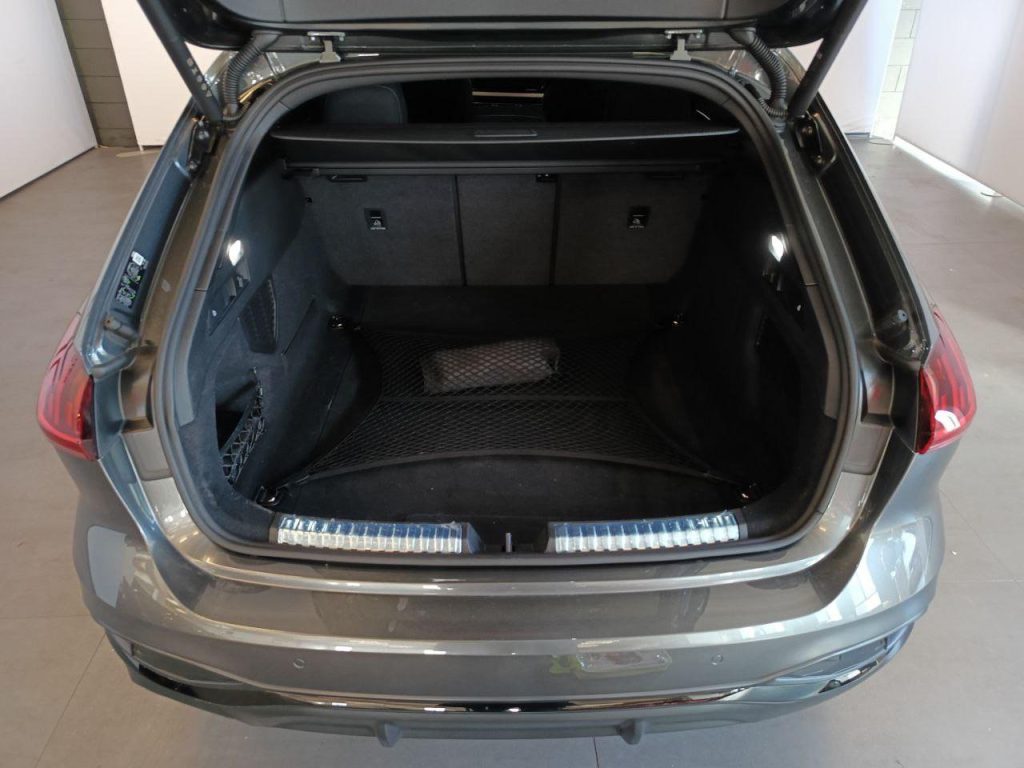 AUDI A5 Avant TDI 150 kW mHEV+ S tronic S Line edition - 10