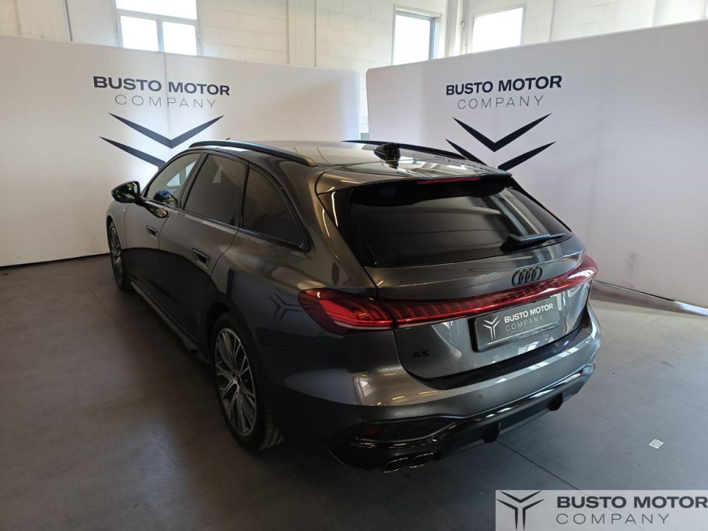 AUDI A5 Avant TDI 150 kW mHEV+ S tronic S Line edition - 4