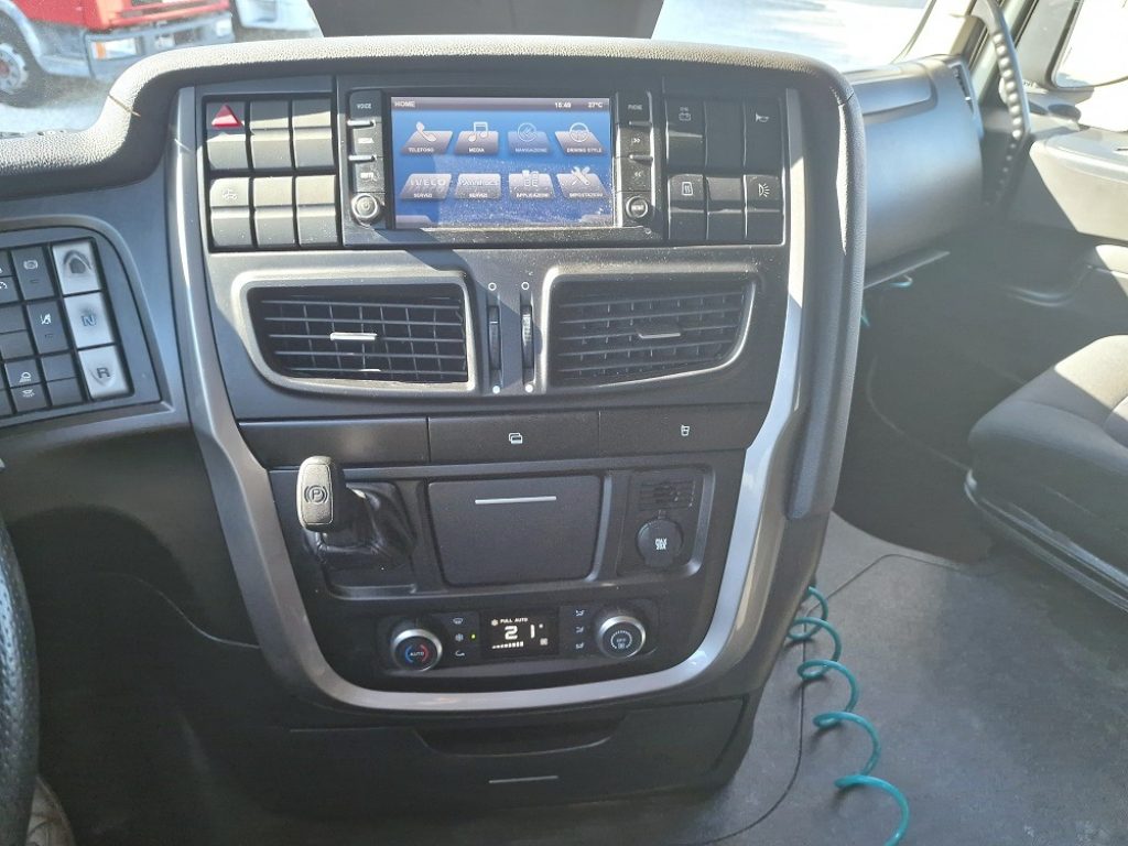 IVECO STRALIS HI-WAY 510 XP T/P E6 + INTARDER - 12