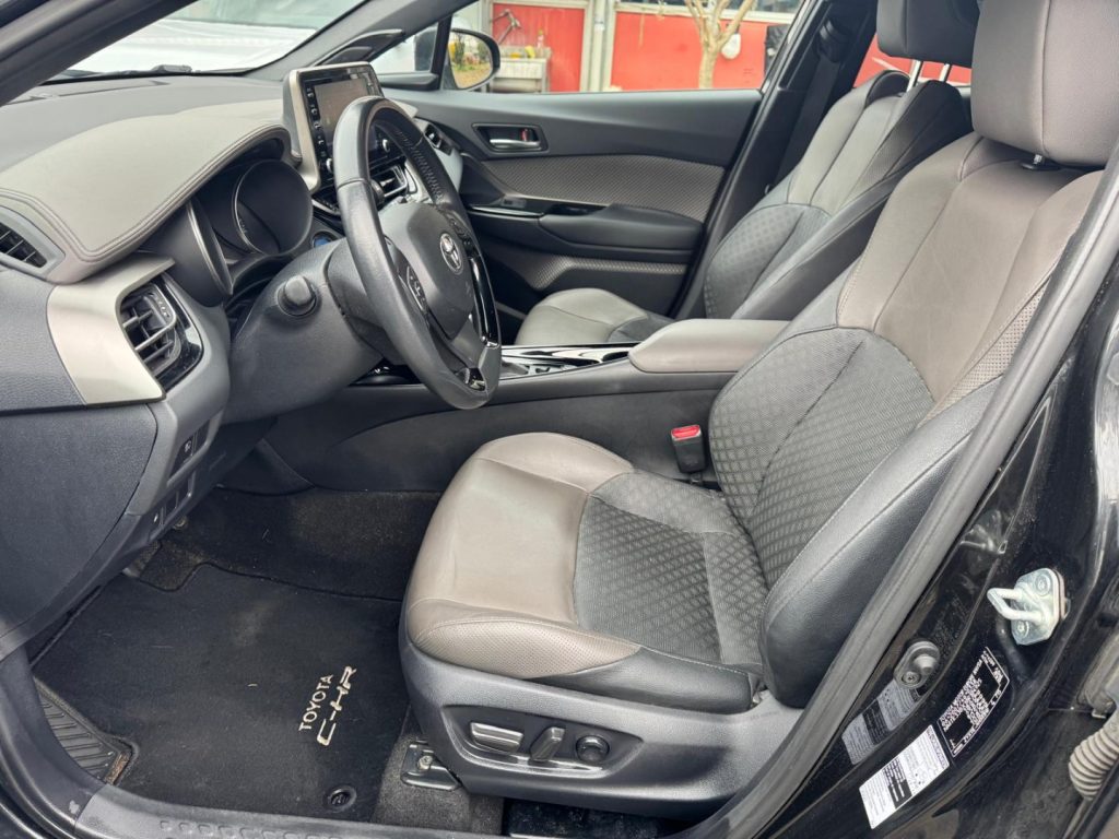 TOYOTA C-HR 1.8 Hybrid E-CVT Black Edition - 19