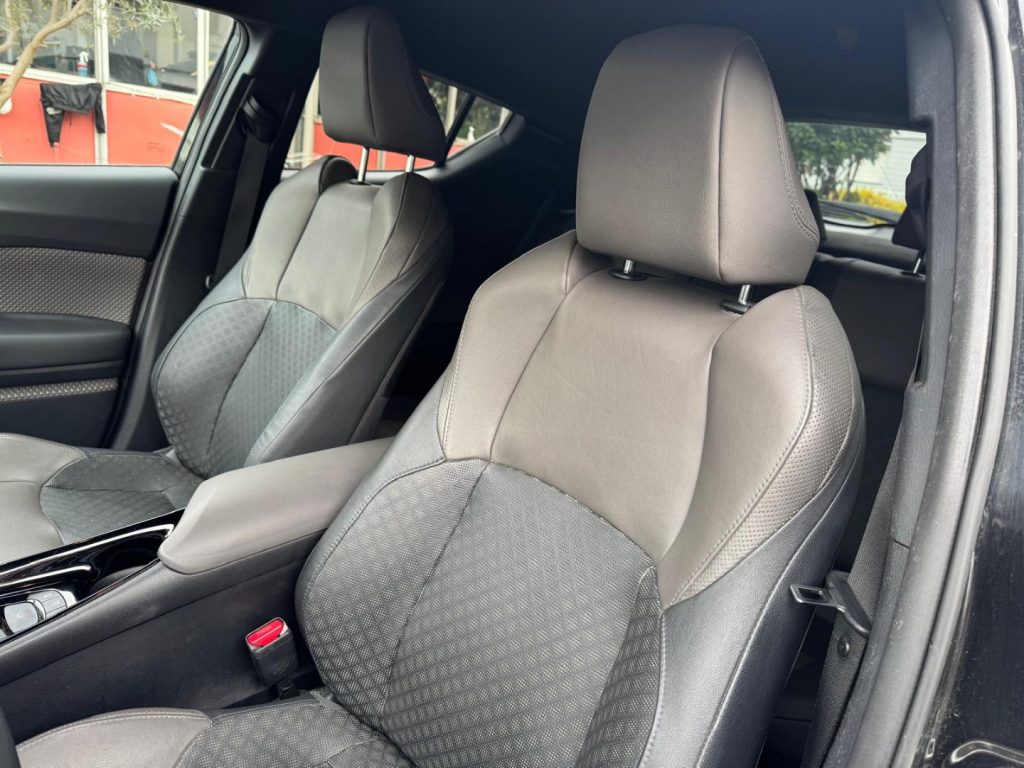 TOYOTA C-HR 1.8 Hybrid E-CVT Black Edition - 20