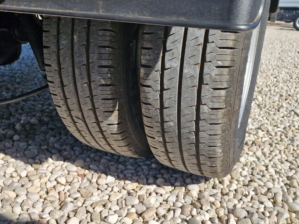 IVECO DAILY  35C16 E6 MOTORE 3.0 GRU 12m + CASSONE - 15