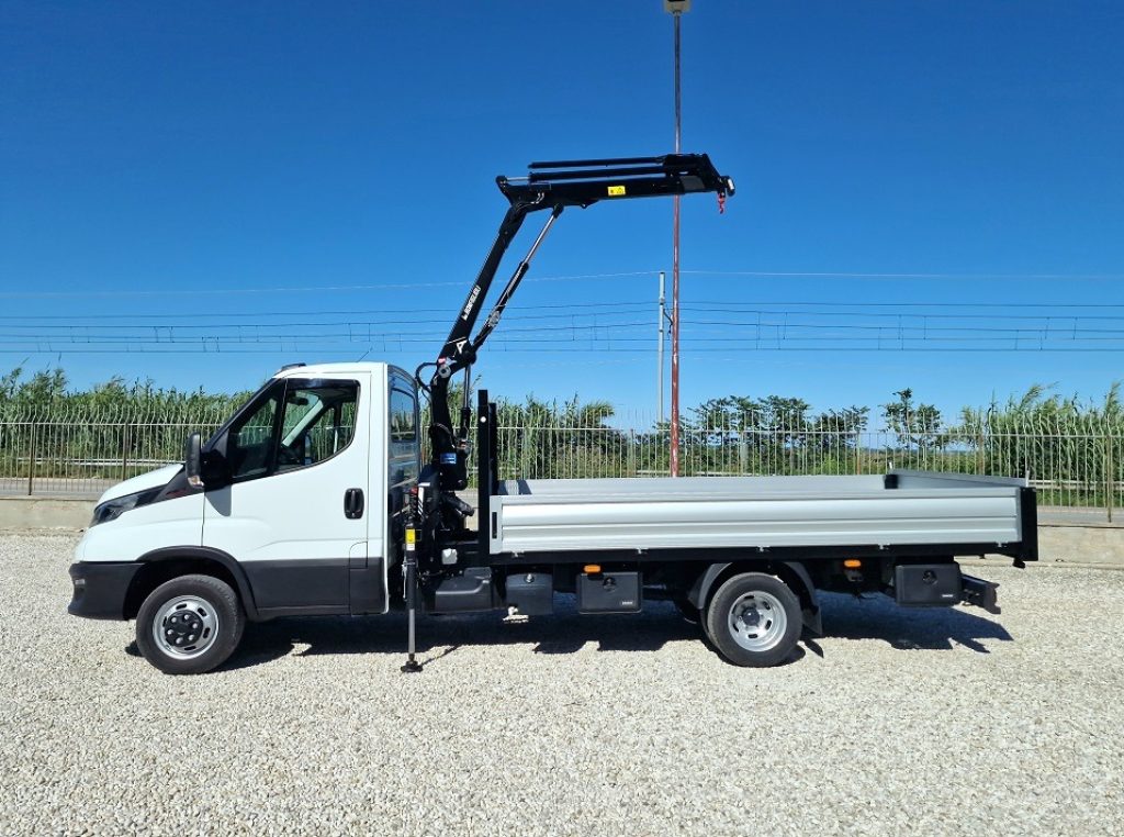 IVECO DAILY  35C16 E6 MOTORE 3.0 GRU 12m + CASSONE - 24