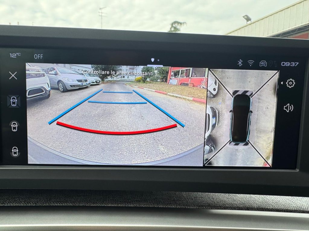 PEUGEOT 3008 Hybrid 145 e-DCS6 ALLURE + CERCHI 19 - 10