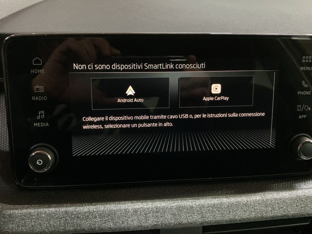 SKODA Kamiq 1.0 tsi black dots 95cv - 15