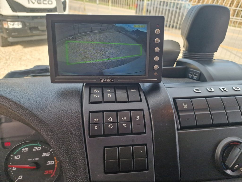 IVECO EUROCARGO 140E28 P EURO 6 FURGONE 7,30 + SPONDA - 11