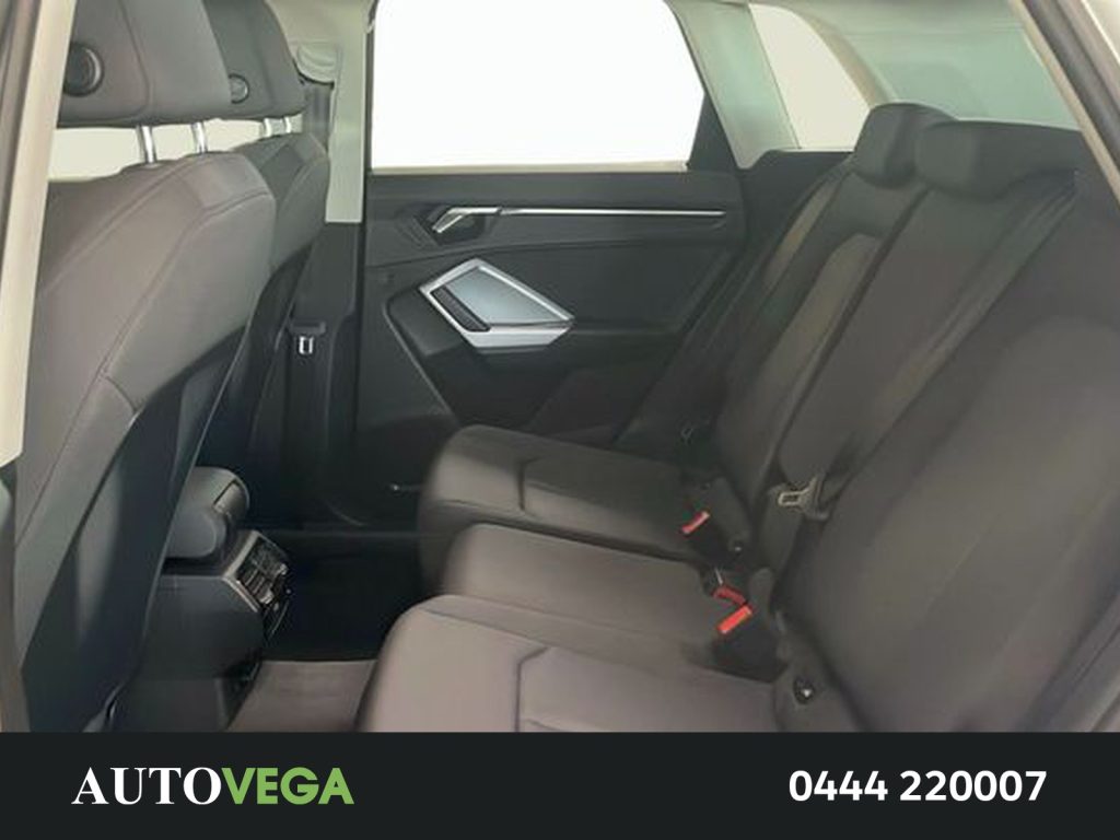 AUDI Q3 35 2.0 tdi business advanced quattro s-tronic - 12