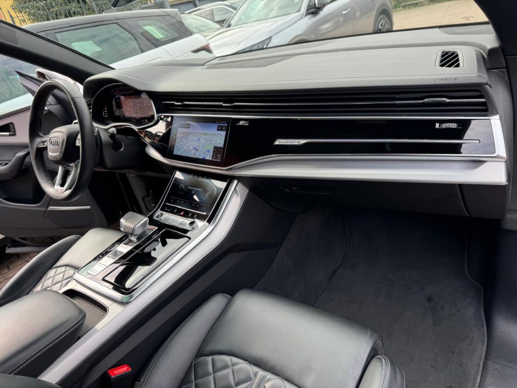 AUDI Q8 SUV 50 TDI 286 CV quattro tiptronic S line edition - 14