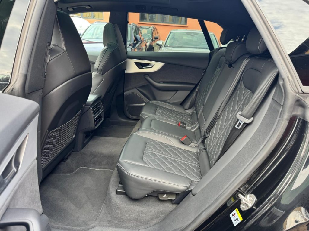 AUDI Q8 SUV 50 TDI 286 CV quattro tiptronic S line edition - 22