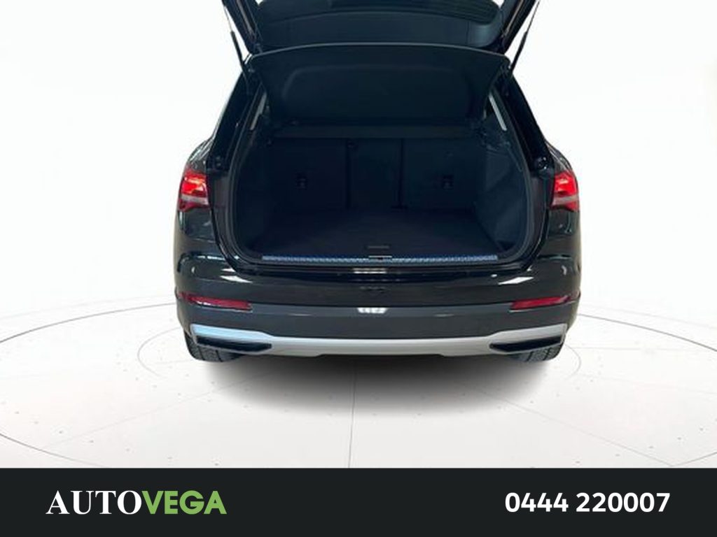 AUDI Q3 35 1.5 tfsi mhev business advanced s-tronic - 19