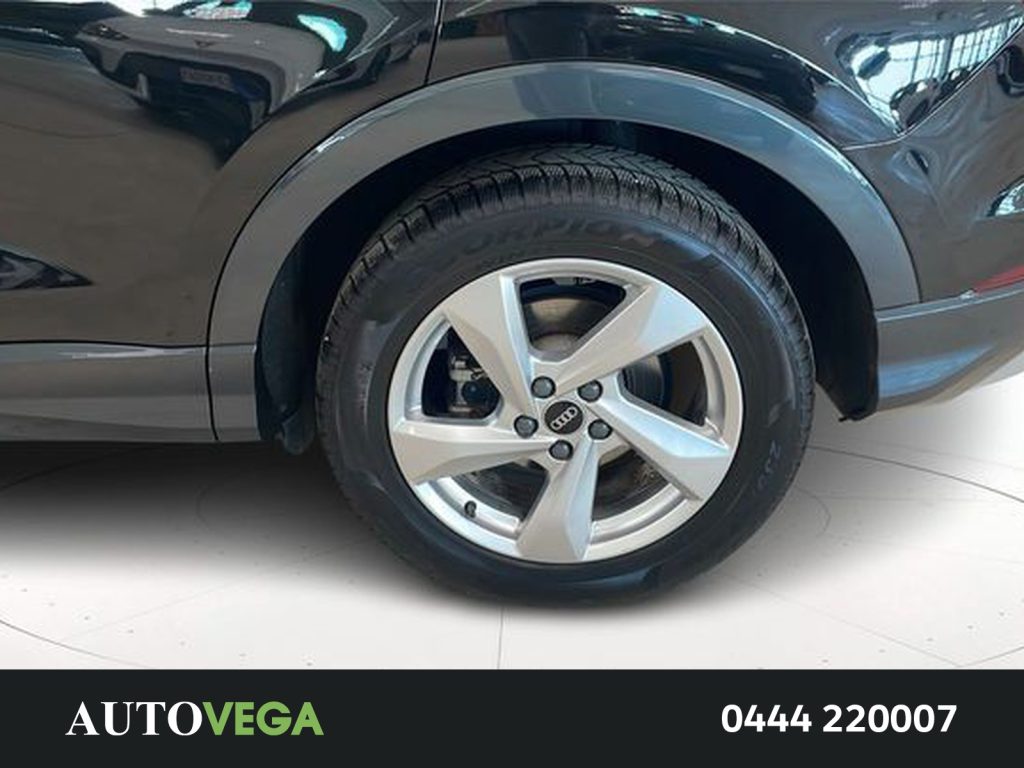 AUDI Q3 35 1.5 tfsi mhev business advanced s-tronic - 20