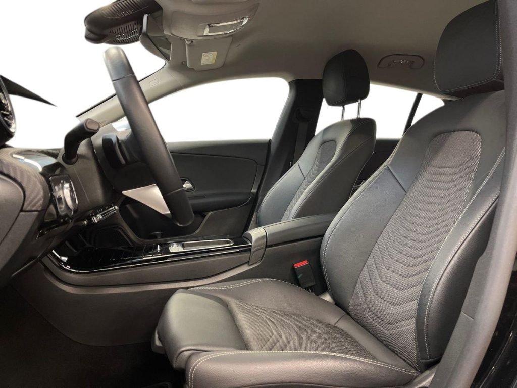 MERCEDES-BENZ CLA 180 d Automatic Shooting Brake Advanced - 10