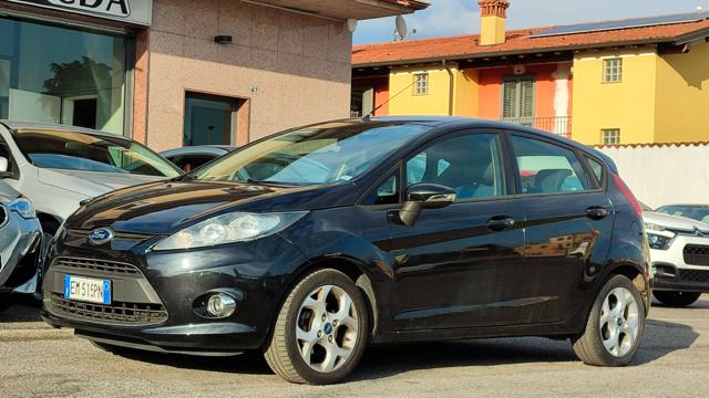FORD Fiesta Nero metallizzato