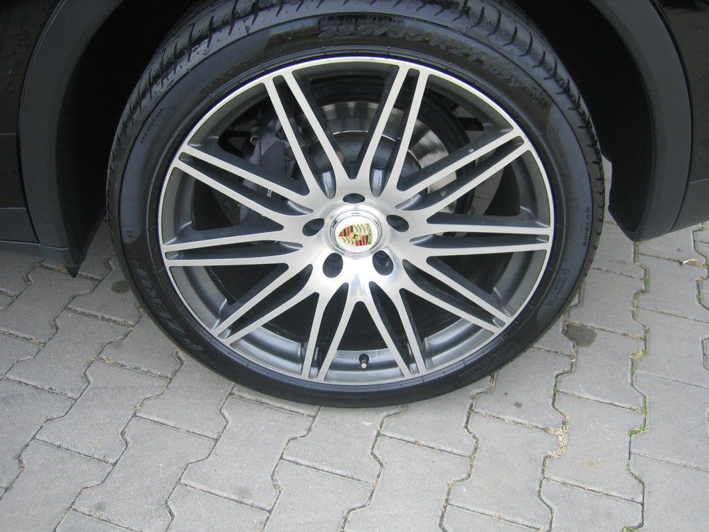 PORSCHE Cayenne 3.0 Diesel PLATINUM EDITION - 2