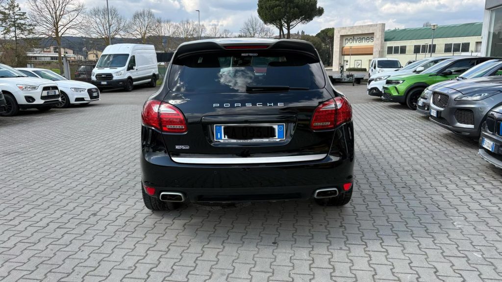 PORSCHE Cayenne 3.0 Diesel PLATINUM EDITION - 4