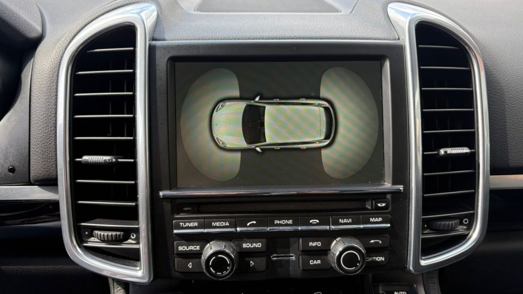 PORSCHE Cayenne 3.0 Diesel PLATINUM EDITION - 16