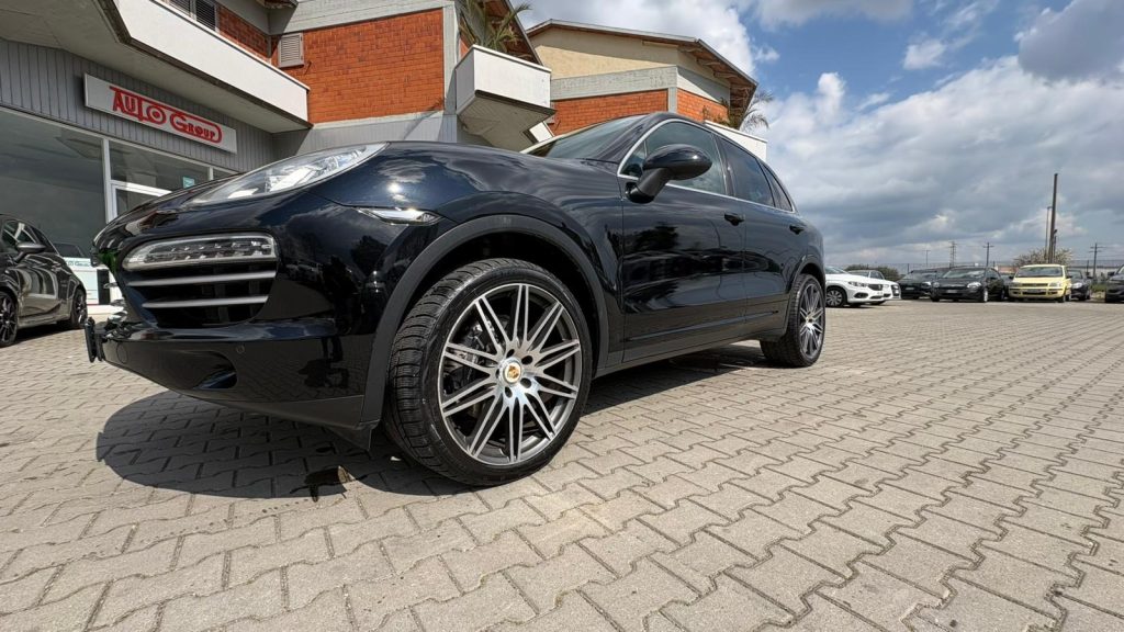 PORSCHE Cayenne 3.0 Diesel PLATINUM EDITION - 27