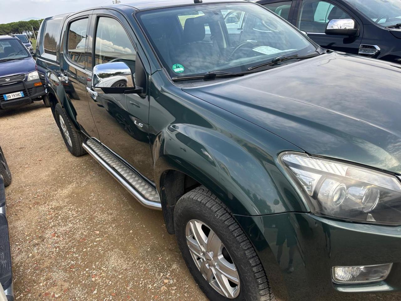 ISUZU D-Max 2.5 Pick-Up 4WD - 4