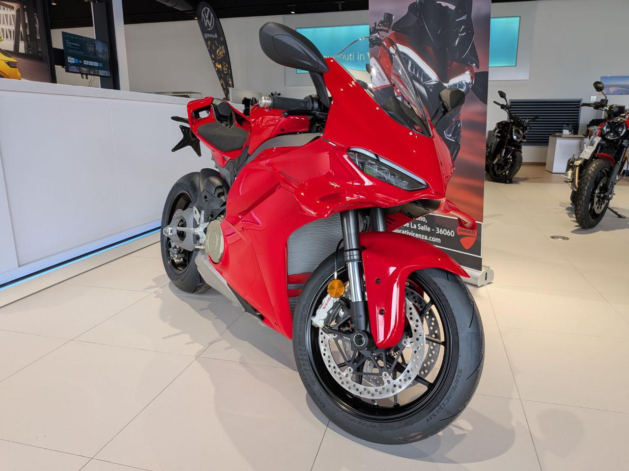 DUCATI Panigale V4 RED - 2