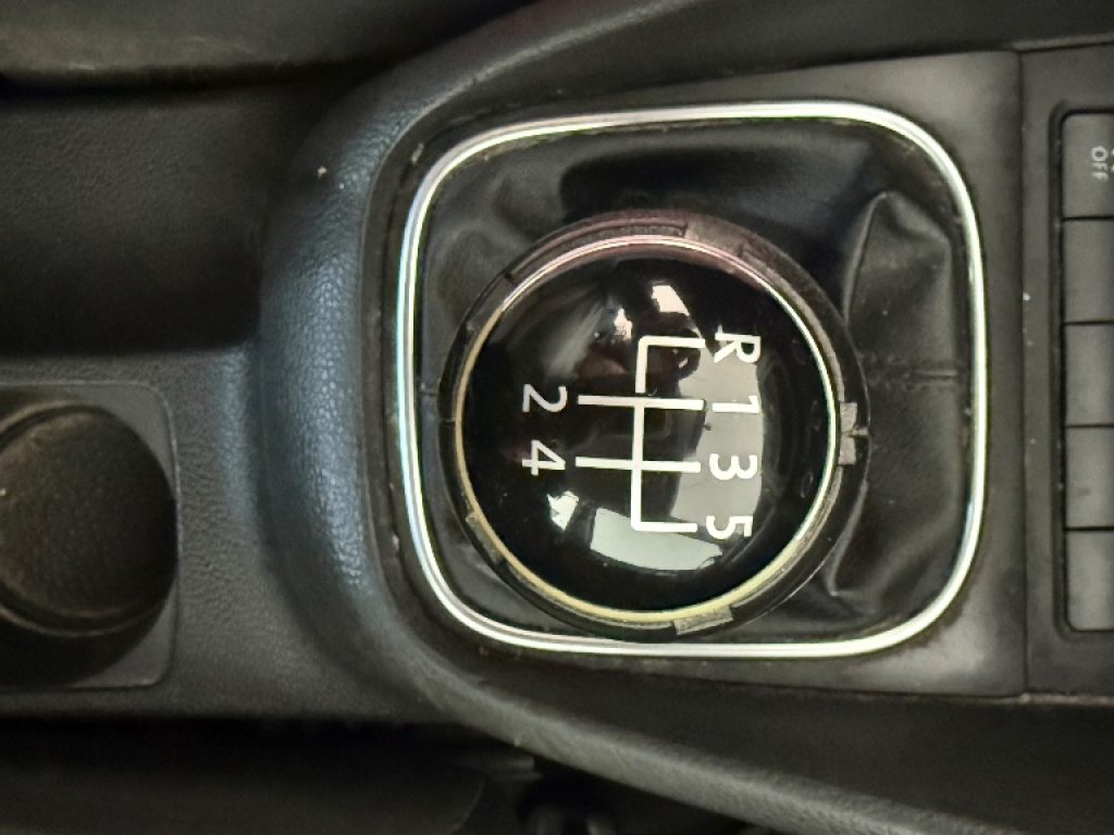 VOLKSWAGEN Golf 1.4 5p. United - 6