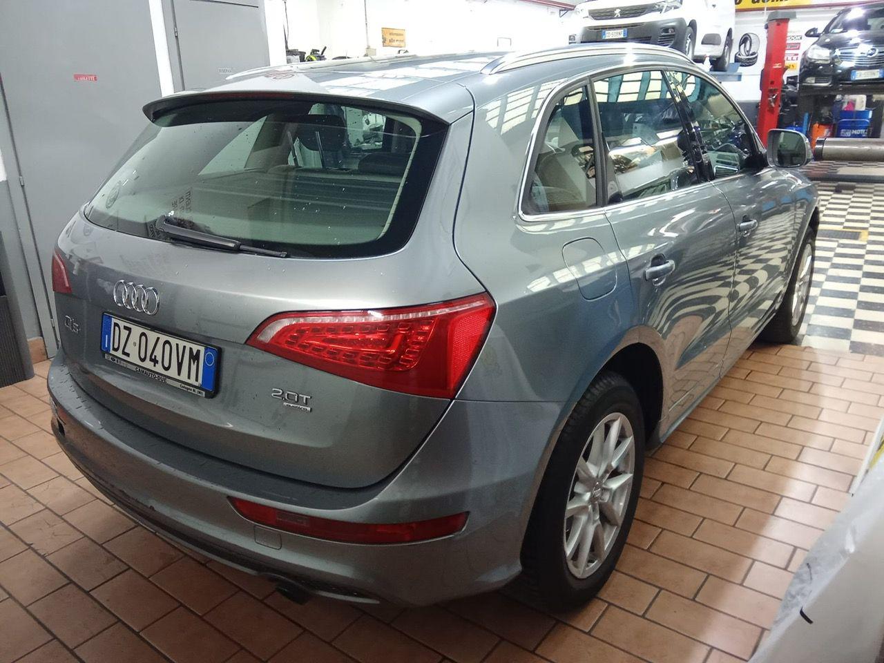 AUDI Q5 2.0 TFSI 211 CV quattro S tronic S-line - 2