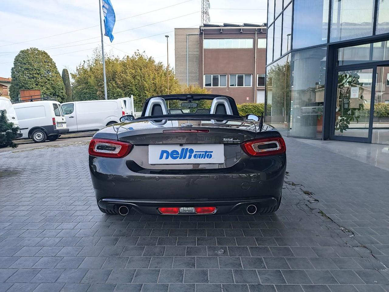 FIAT 124 Spider 1.4 MultiAir Lusso - 24