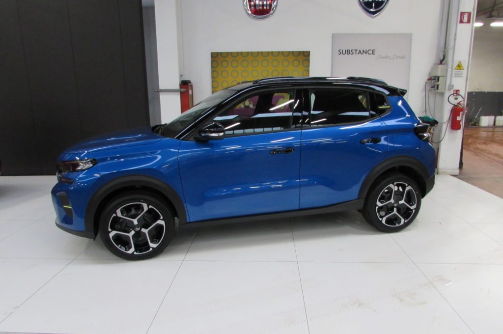 CITROEN C3 1.2 PureTech 100 S&S Plus KMZERO - 4