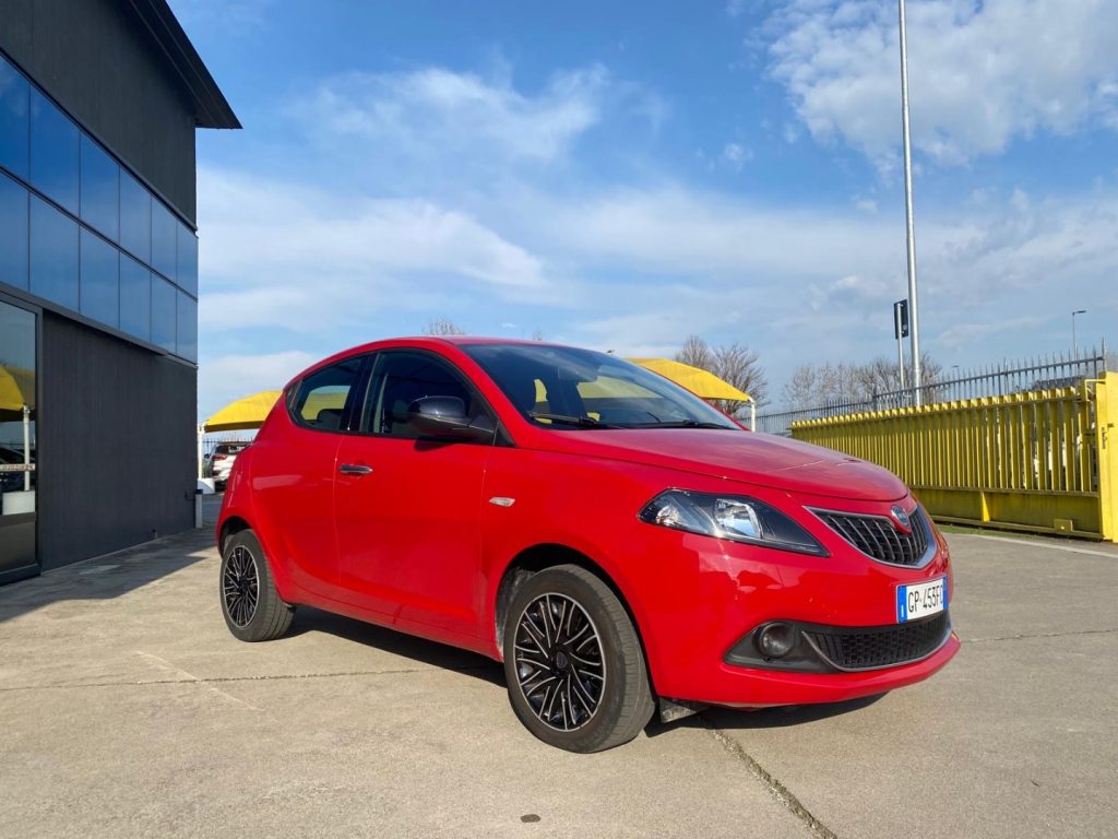 LANCIA Ypsilon 1.0 FireFly 5P Hybrid Gold 5 posti OK NEOPATENTATI - 3
