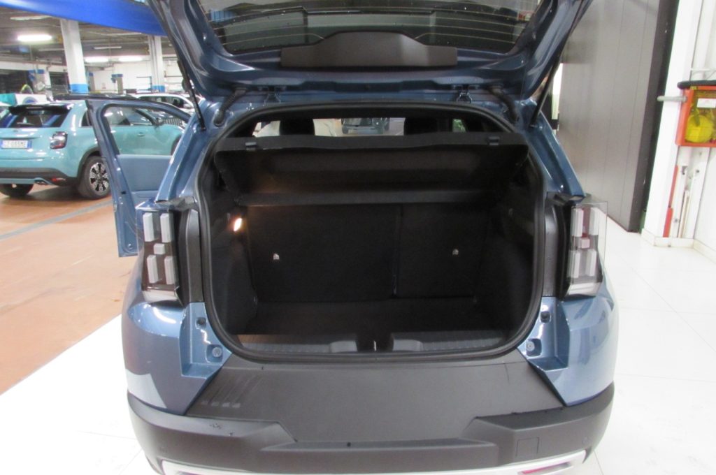 FIAT Grande Panda 1.2 Hybrid 110 CV S&S Icon KMZERO Pack Style - 9