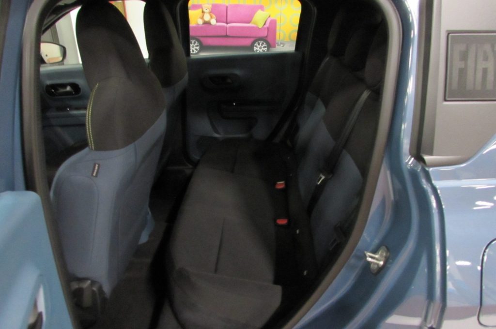 FIAT Grande Panda 1.2 Hybrid 110 CV S&S Icon KM.ZERO Pack Tech - 13