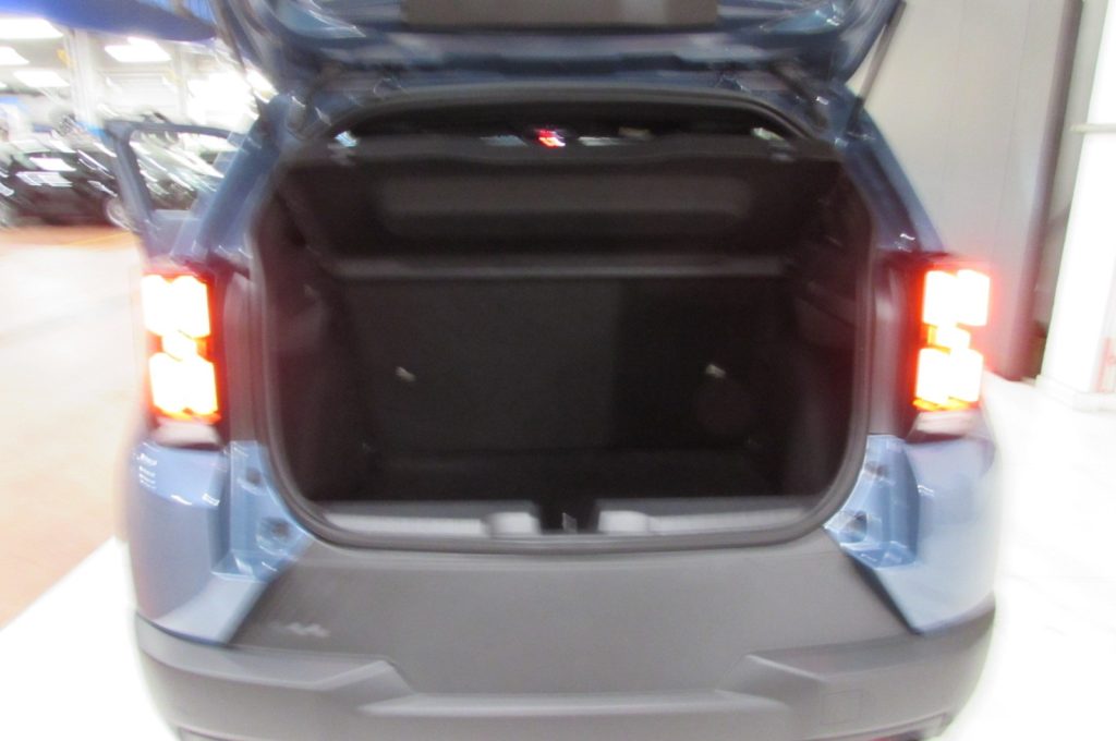 FIAT Grande Panda 1.2 Hybrid 110 CV S&S Icon KM.ZERO Pack Tech - 14