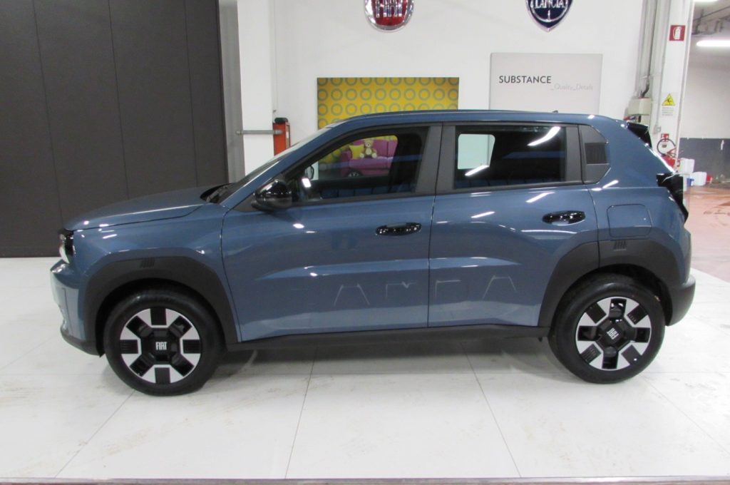 FIAT Grande Panda 1.2 Hybrid 110 CV S&S Icon KM.ZERO Pack Tech - 4