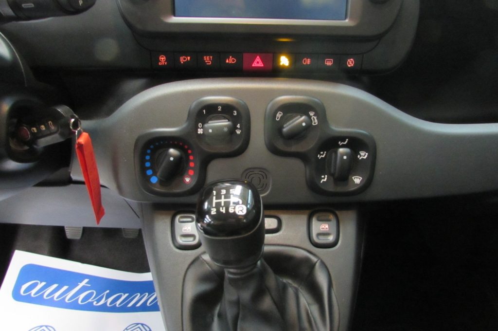 FIAT Panda 1.0 FireFly 70cv S&S Hybrid City Life AA/CP - 9