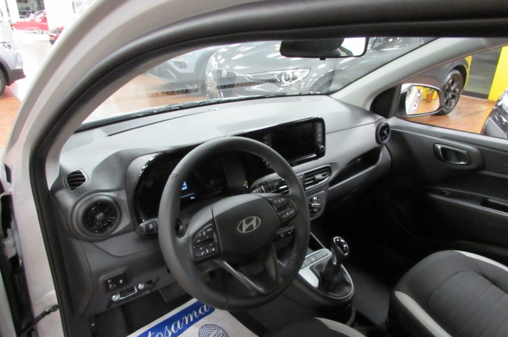 HYUNDAI i10 1.0 MPI 63cv AT Connectline KM.ZERO AUTOMATICA - 7