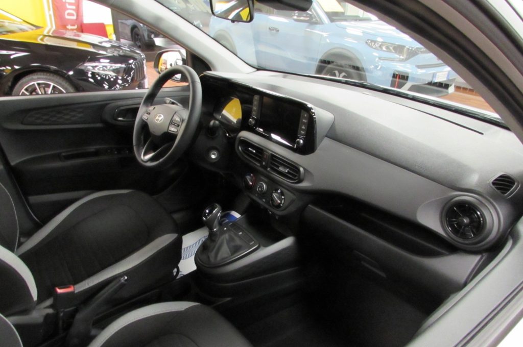 HYUNDAI i10 1.0 MPI 63cv AT Connectline KM.ZERO AUTOMATICA - 14