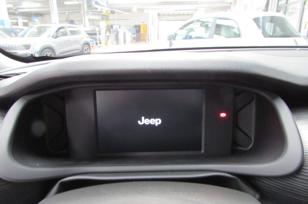 JEEP Avenger 1.2 Turbo 100 CV Longitude KM.ZERO - 12